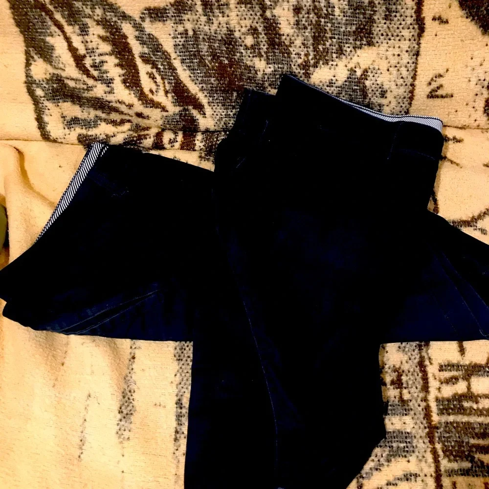 Shorts - Picture 1 of 2